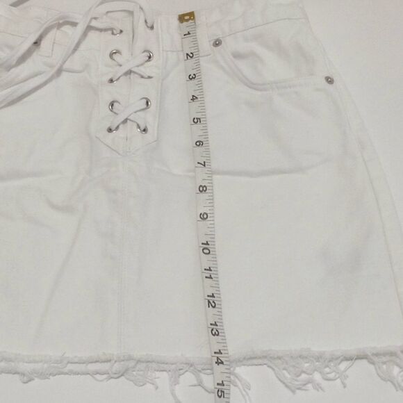 Topshop Denim Mini Skirt White Micro Mini Moto Eye Lace Up Raw Hem Size 6 - Picture 6 of 8